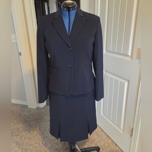 Travis Ayers Navy Women's Skirt Suit - Classic Professional Style
